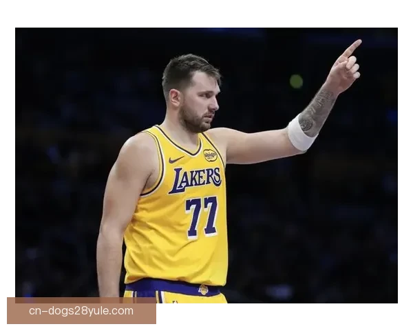 东契奇绝杀湖人胜掘金艾顿统治